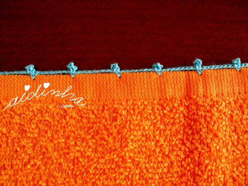 Pormenor do acabamento de crochet nos outros lados do pano