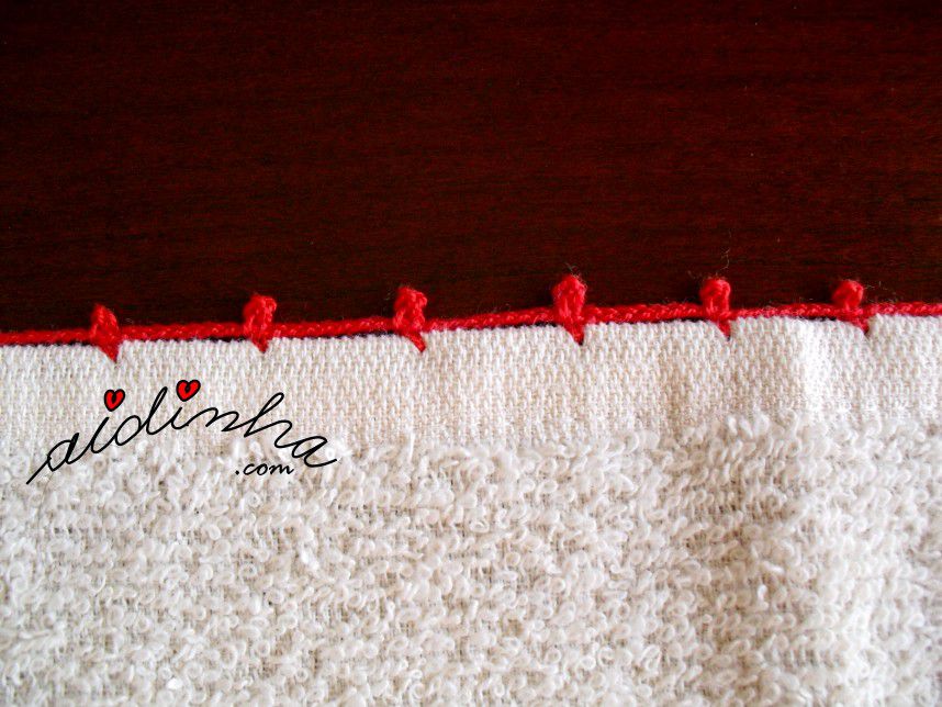 Pormenor do acabamento de crochet nos outros lados do pano