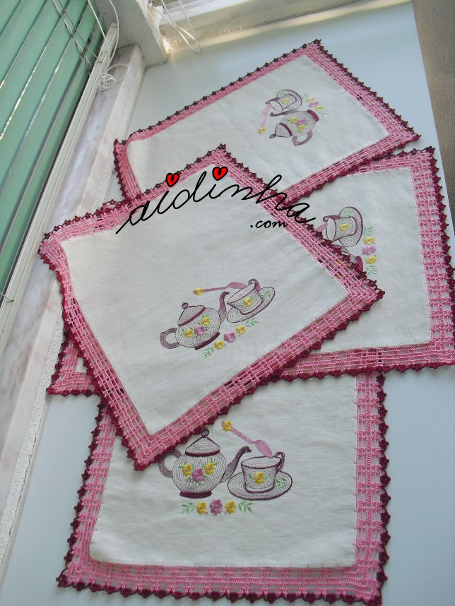 conjunto de cozinha, bordado e crochet rosa