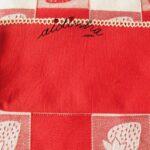 Conjunto vermelho de toalha de mesa + guardanapos, com crochet