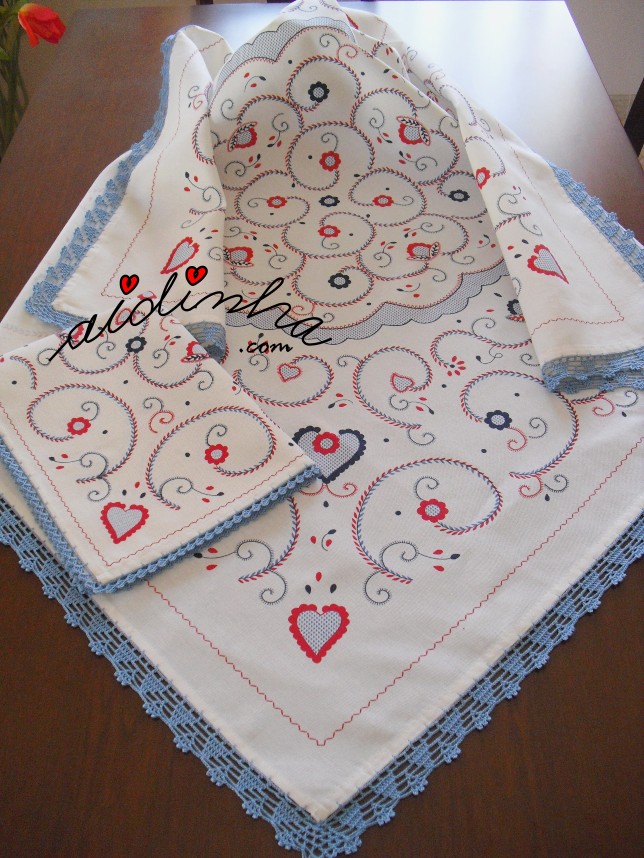 conjunto de toalha de mesa + pano de cozinha, com crochet
