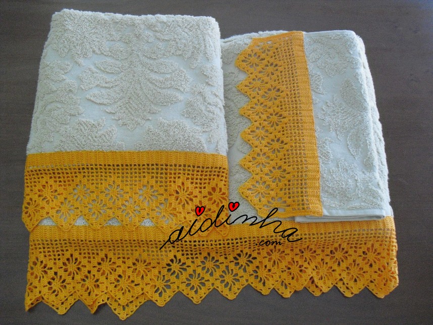 conjunto de toalhas de banho com crochet