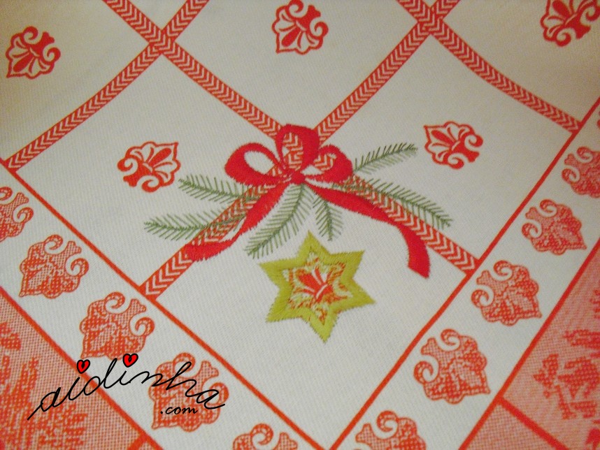 bordado da toalhinha de Natal com crochet