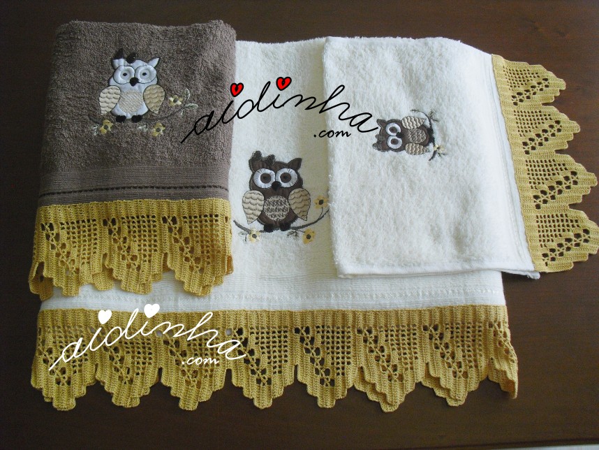 conjunto de toalhas de banho, bordado com mochos e crochet