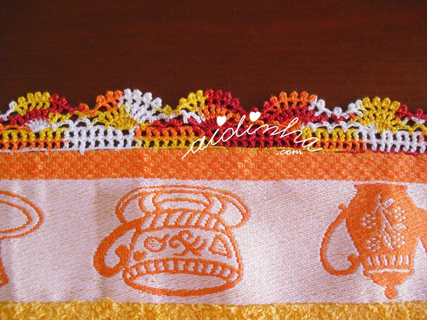 crochet matizado do pano amarelo