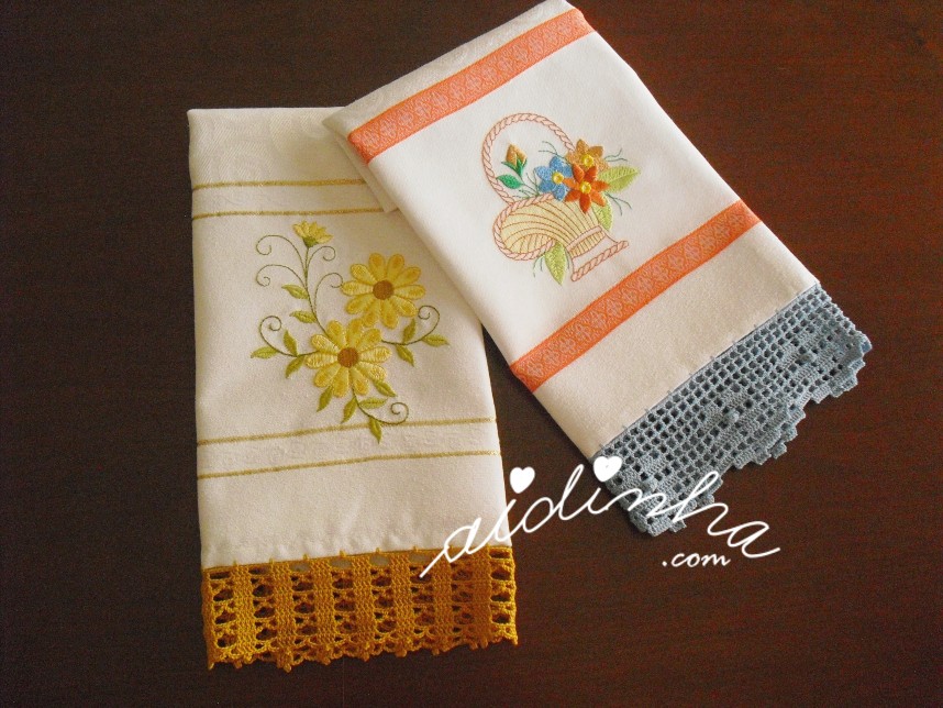 conjunto de panos de cozinha, bordado e com crochet