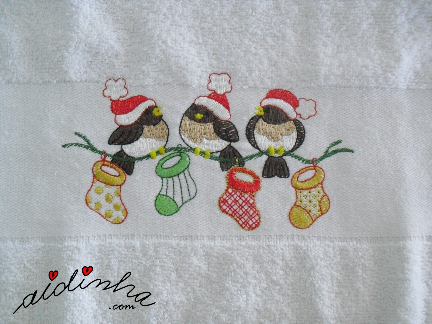 Bordado do pano de cozinha de Natal, com crochet