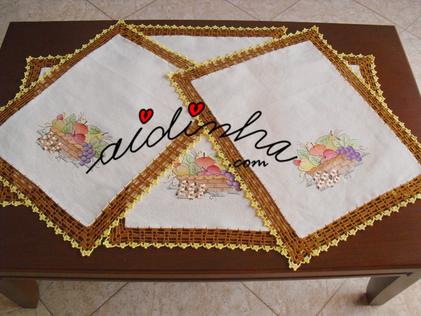 conjunto de cozinha, bordado e com crochet