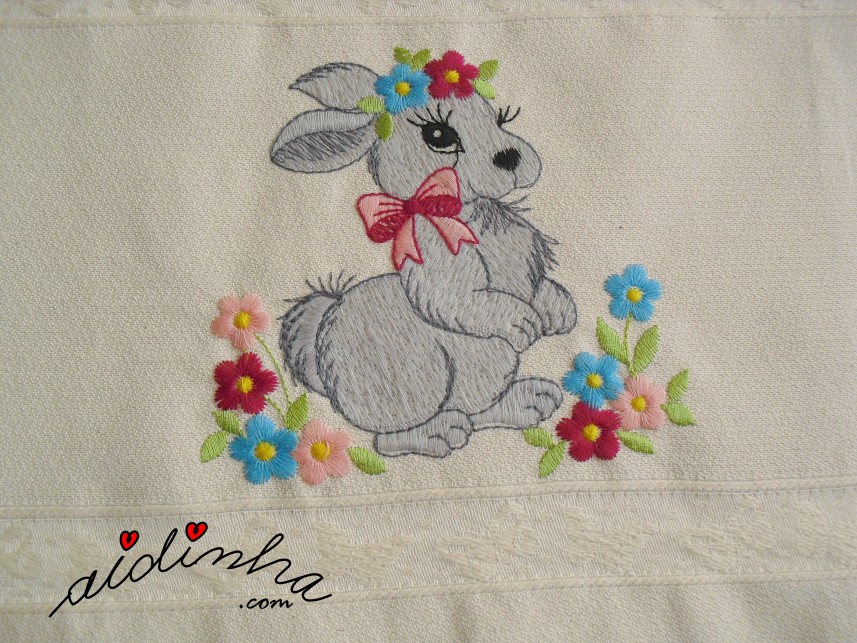 bordado do conjunto de panos de cozinha, com crochet