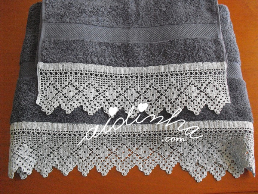 conjunto de toalhas de banho, com crochet na cor azul