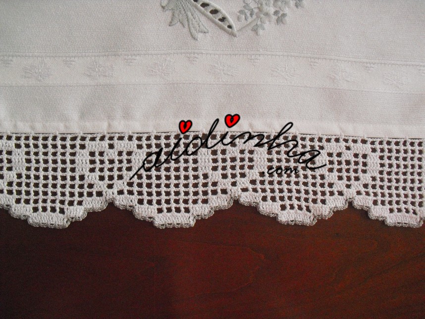 crochet do conjunto de panos de cozinha com bordado corações