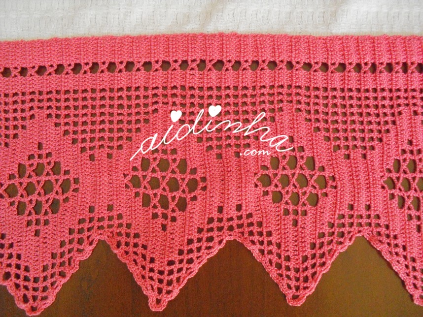 crochet do pano de cozinha com menina