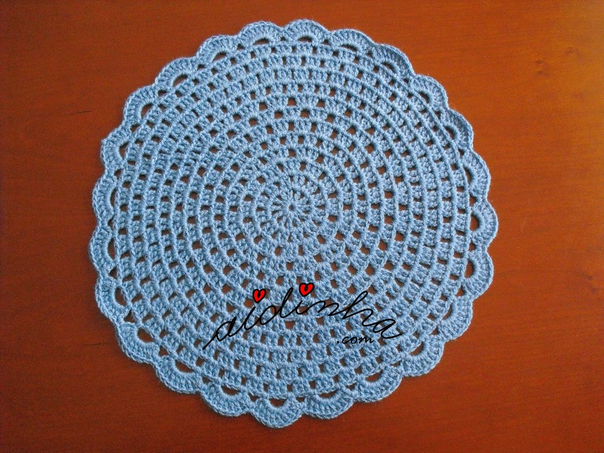 individual azul, de crochet