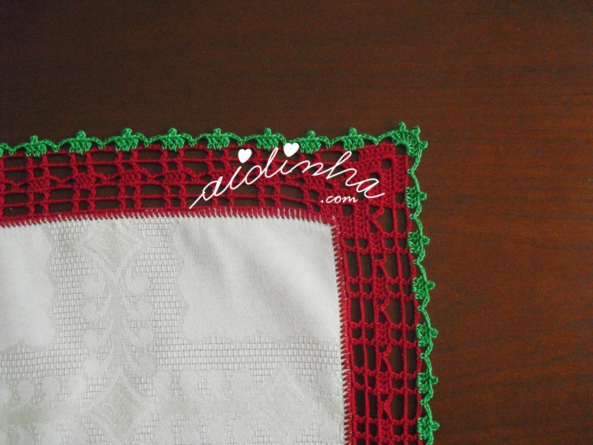 canto do crochet do conjunto de cozinha bordado